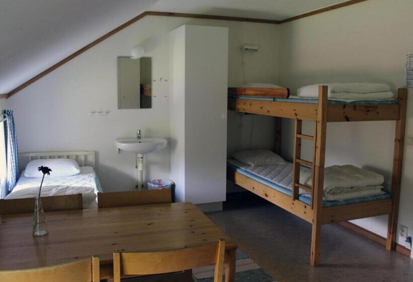 Семейный Номер, öje Vandrarhem & Turistgård