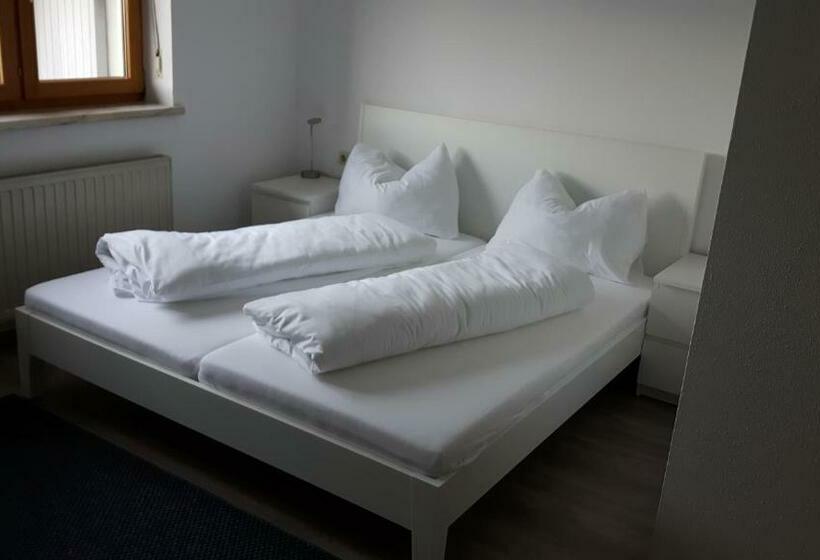 غرفة قياسية, Gasthaus Krone