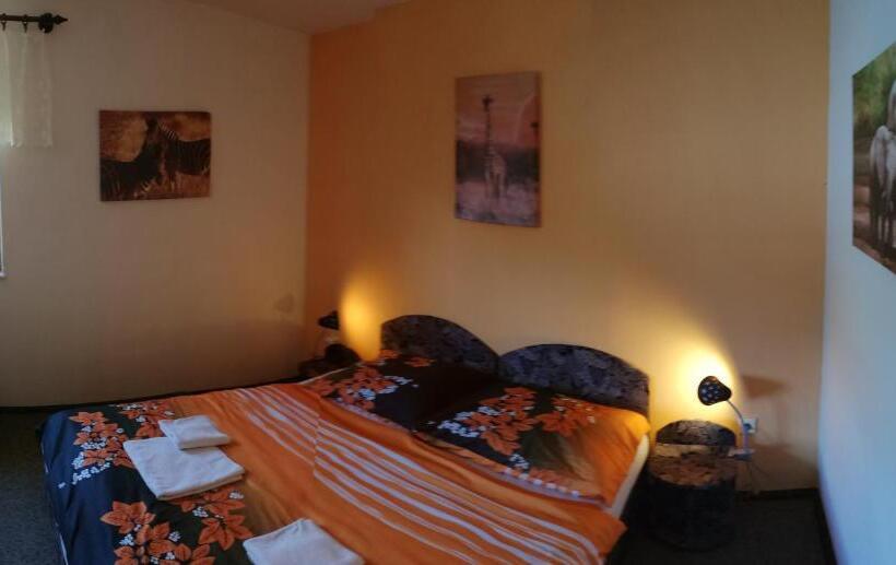 דירת שני חדרים, Penzión Baltazár