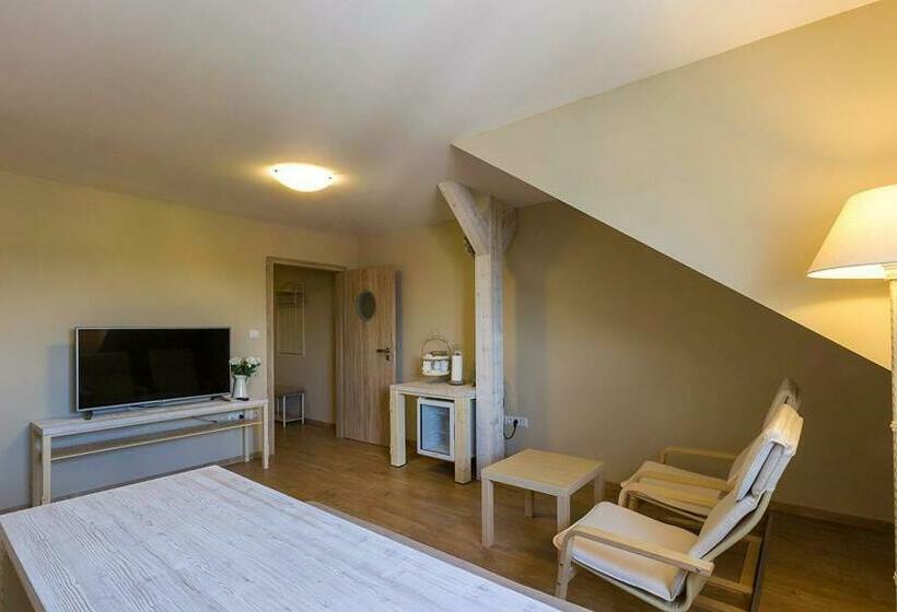 带1个卧室的带阳台的公寓, Penzion Na Palubě