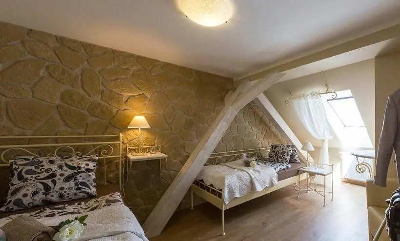 バルコニー付き１ベッドルームアパートメント, Penzion Na Palubě