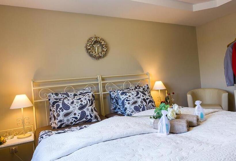 带1个卧室的带阳台的公寓, Penzion Na Palubě