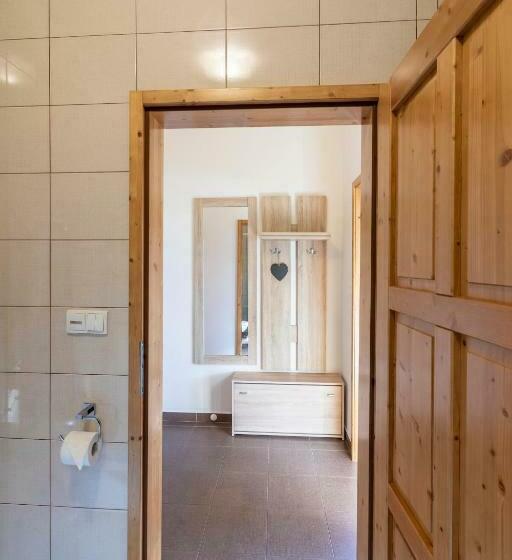 가든 전망 스위트, Zámecký Dvůr černousy