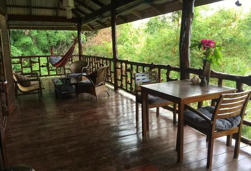 Villa 2 Makuuhuonetta, Oon Lee Bungalows