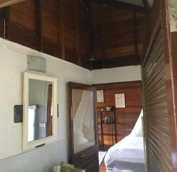 Villa 2 Makuuhuonetta, Oon Lee Bungalows