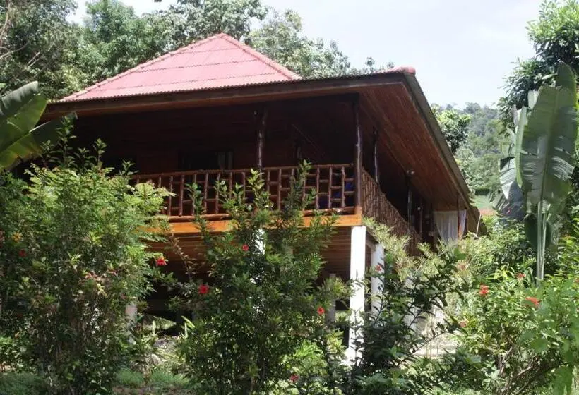 Villa 3 Makuuhuonetta, Oon Lee Bungalows