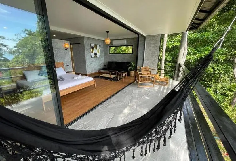 Deluxe Suite Sea View, Oon Lee Bungalows