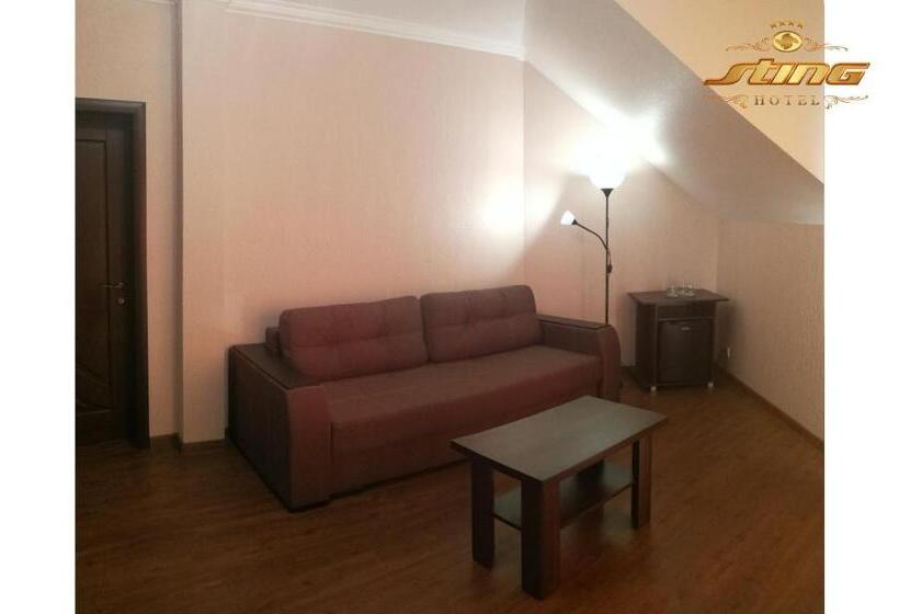 小型套房带阳台, Sting Hotel & Event Palace