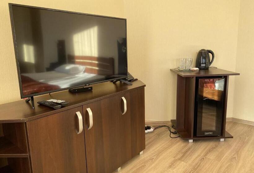 小型套房, Sting Hotel & Event Palace