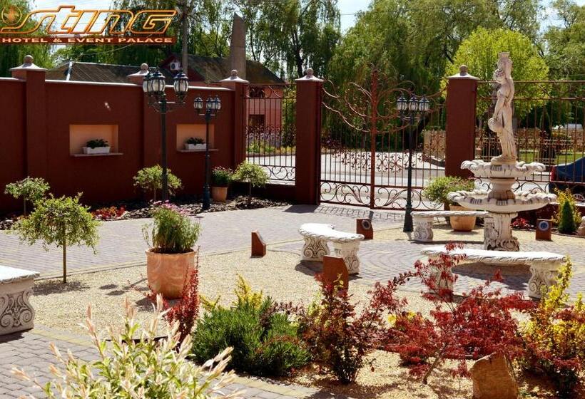 三人经典房间, Sting Hotel & Event Palace