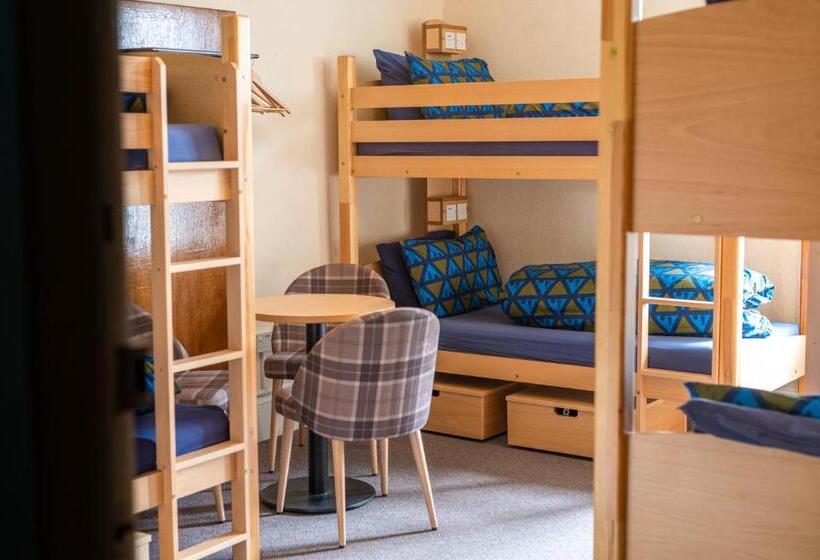 Номер Стандарт, Cairngorm Lodge Youth Hostel