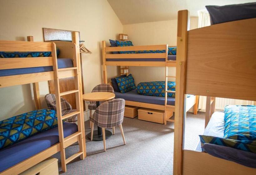 Номер Стандарт, Cairngorm Lodge Youth Hostel