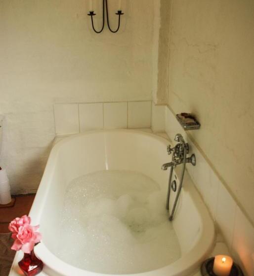 בית, חדר שינה 1, Beverley Country Cottages