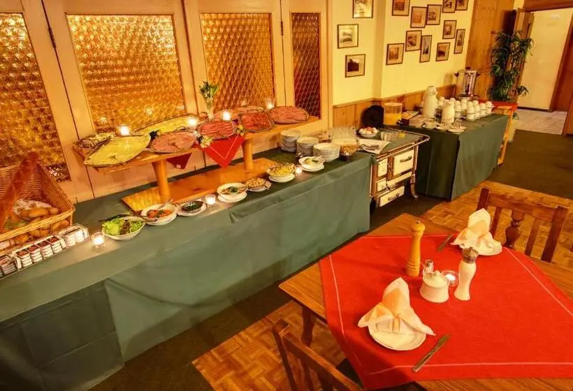 コンフォートルーム, Gemündener Hof