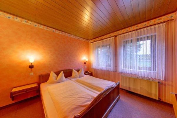 חדר סטנדרט לארבעה, Gemündener Hof