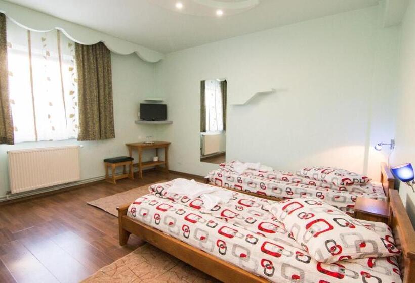 חדר סטנדרט, Motel Dracula