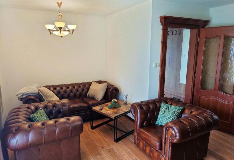 庭の見える1ベッドルームアパートメント, Penzion Lucs