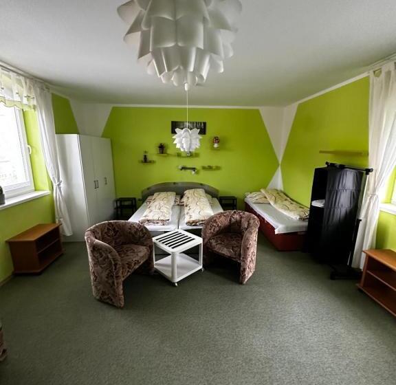 침실 1개 아파트, Prenájom V Súkromí Krompachy