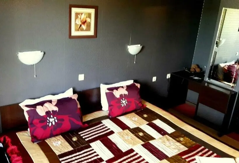 スタンダードルーム, Formula 1 Motel