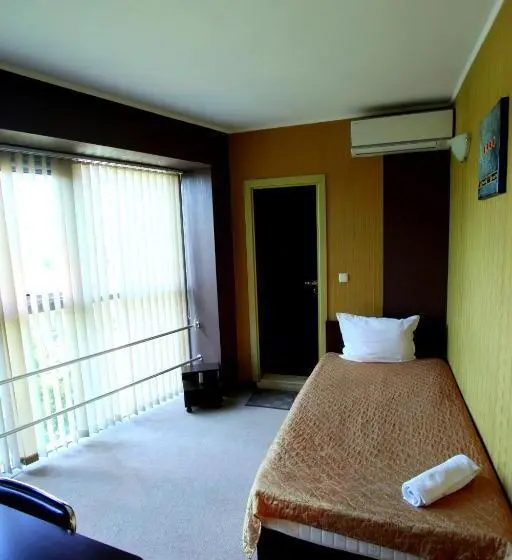スタンダードシングルルーム, Formula 1 Motel