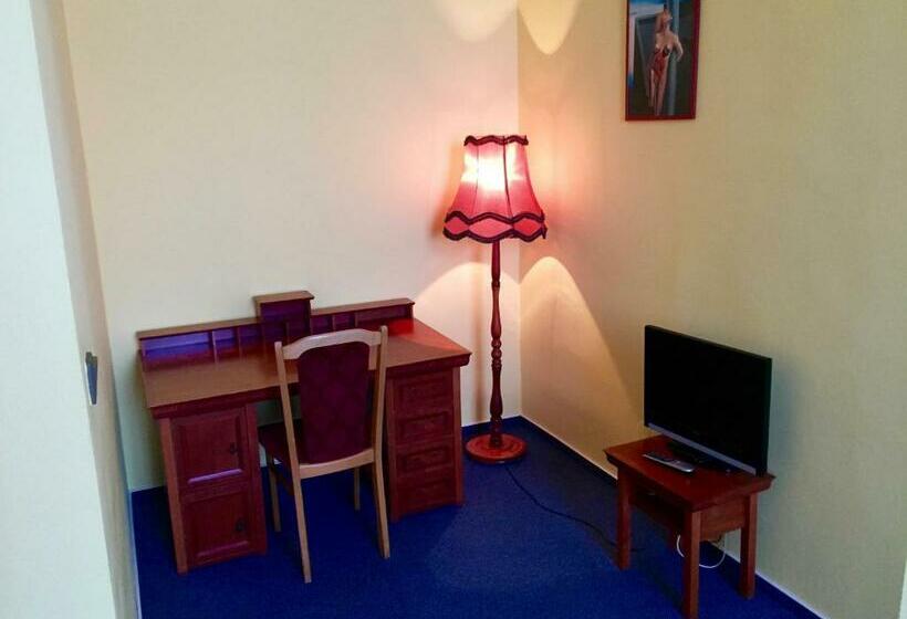 Апартаменты Deluxe 1 Спальня, Nobys