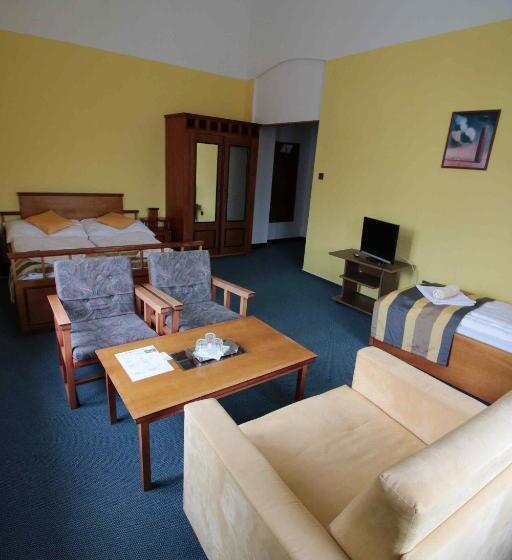 Номер Стандарт Трехместный, Nobys