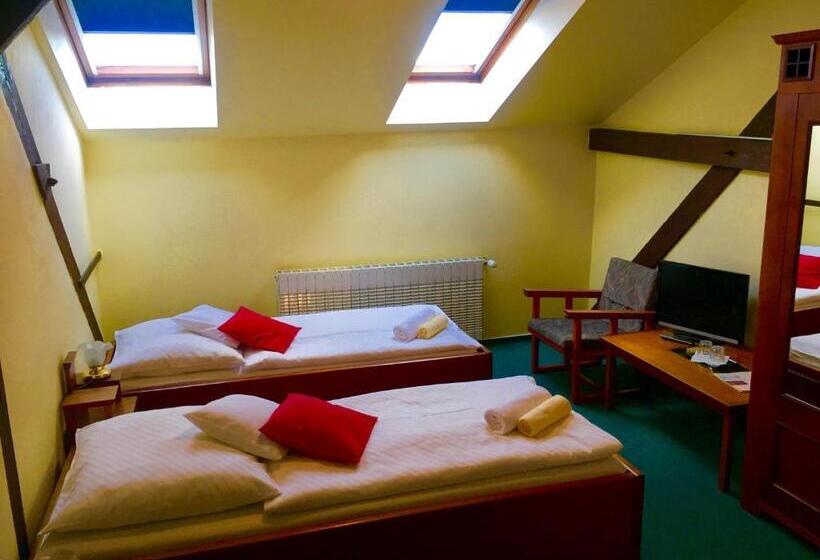 Номер Economy, Nobys