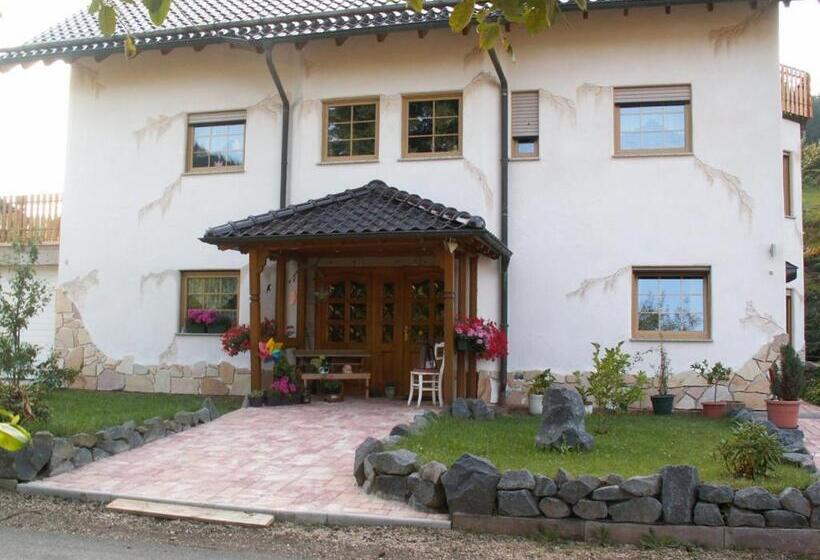 Номер Стандарт, Gästehaus Lara