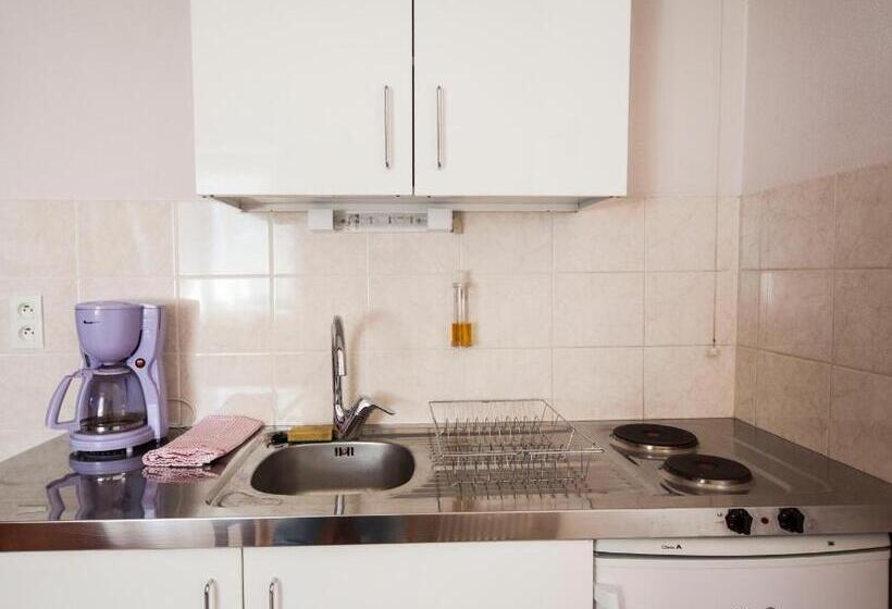 １ベッドルームアパートメント, Auberge De Motz