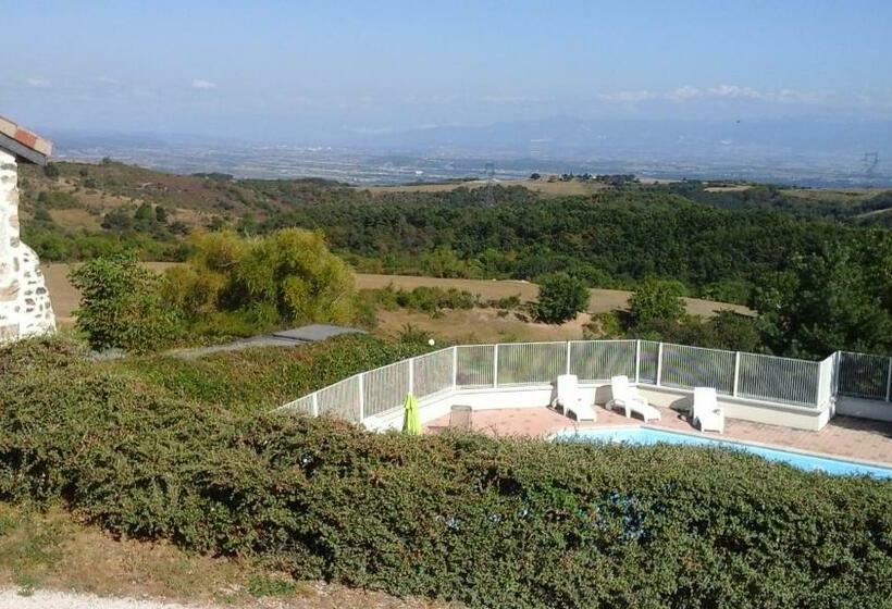 디럭스 룸, Ferme De Simondon