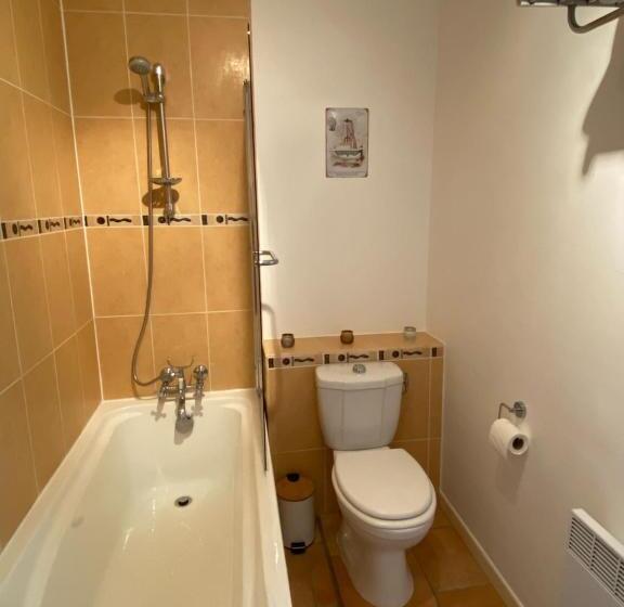 ガーデンビューファミリールーム, Fleur De Lys