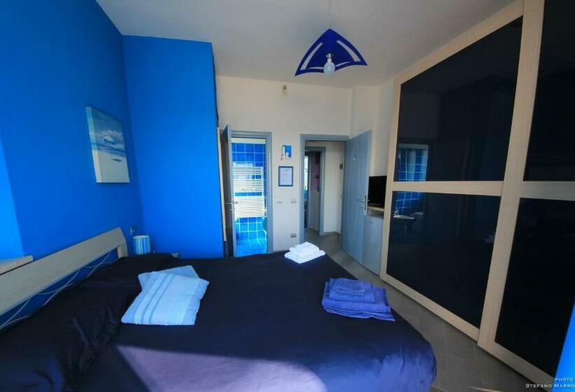 חדר דלוקס נוף לים, La Casa Sulla Spiaggia