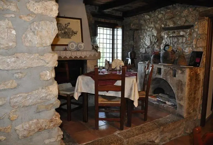 シングルデラックスルーム, Al Piccolo Borgo Locanda Con Alloggio