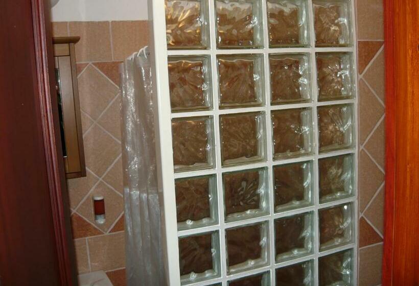 スタンダードルーム, Ezüstfenyő