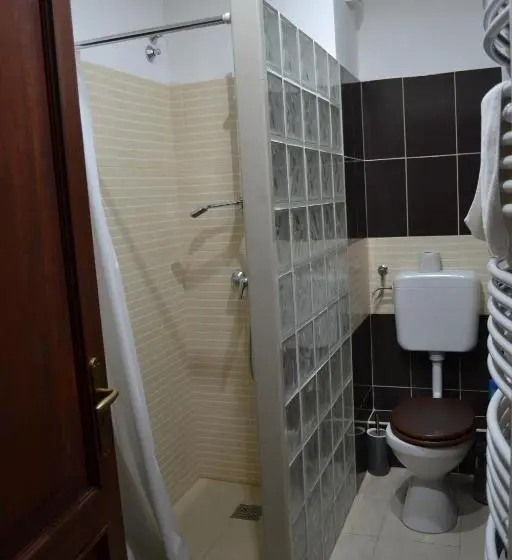 Standard-huone, Ezüstfenyő