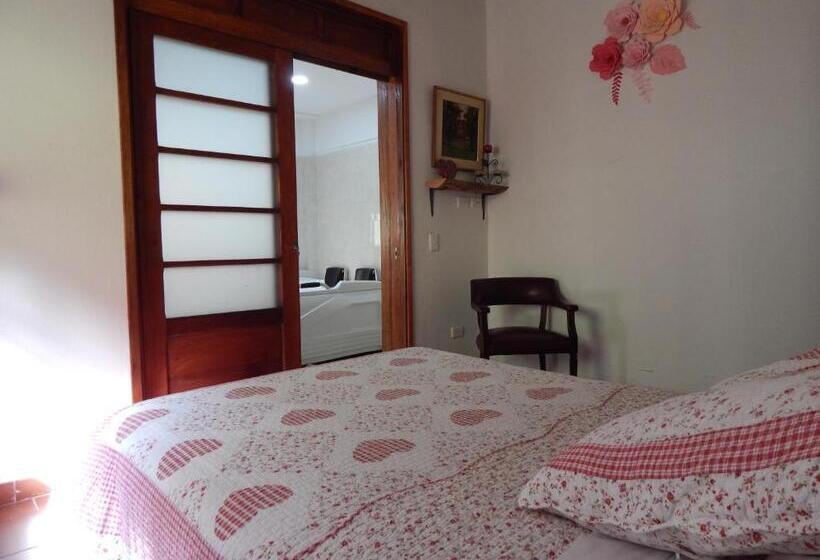 스탠다드 자쿠지 룸, Villa Del Moján