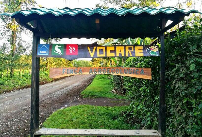 سرير فى غرفة مشتركة مزودة بحمام مشترك, Vocaré Finca Agroecológica