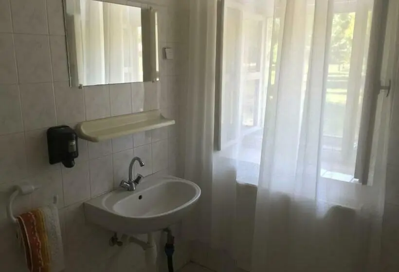 １ベッドルームアパートメント, Akácliget Gyógy és Strandfürdő