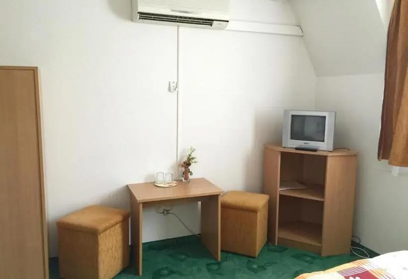 スタンダードルーム, Akácliget Gyógy és Strandfürdő