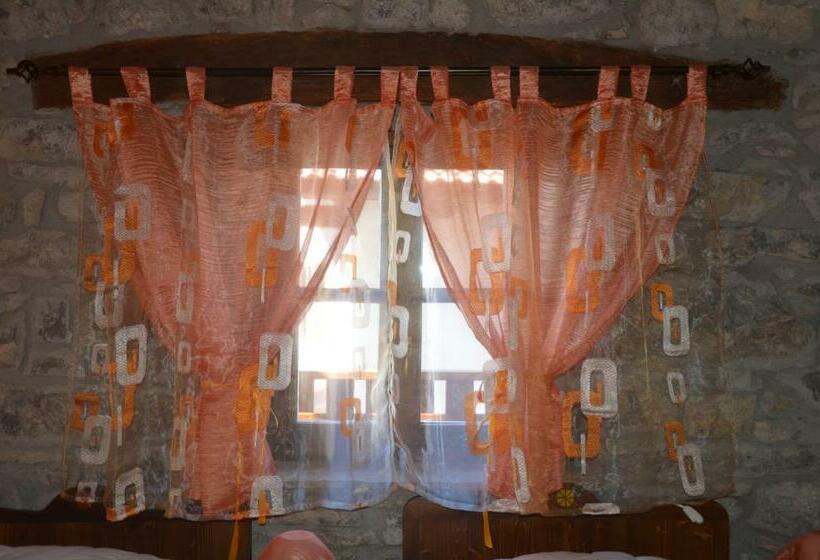 家庭间, Il Riccio E Il Gufo