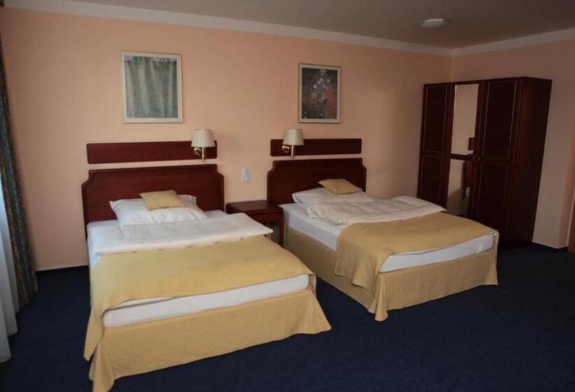 סוויטה, Penzion Mova