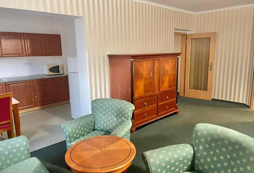 דירת חדר, Penzion Mova