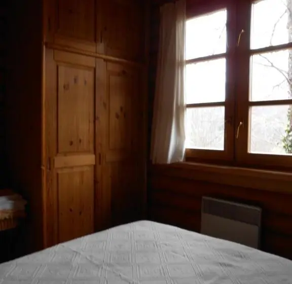 １ベッドルームハウス, B&b Las Trinquades