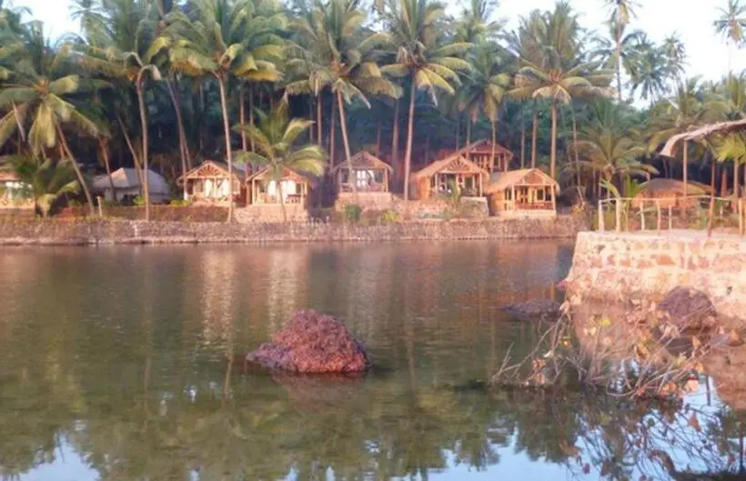 Cabane, Blue Lagoon Resort Goa