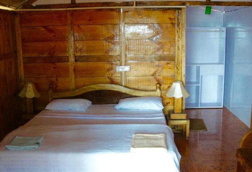 كابينة, Blue Lagoon Resort Goa