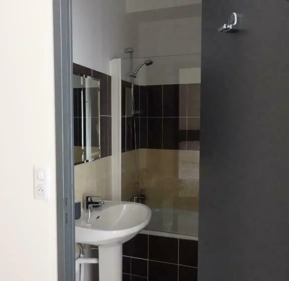 エコノミールーム, Le Merlanson Chambres D Hôtes
