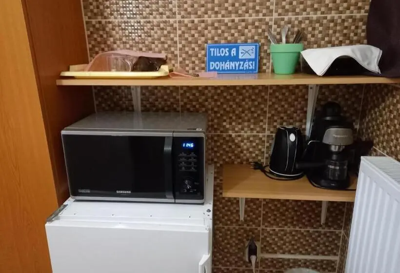 スタンダード４人部屋, Napsugár Vendégház