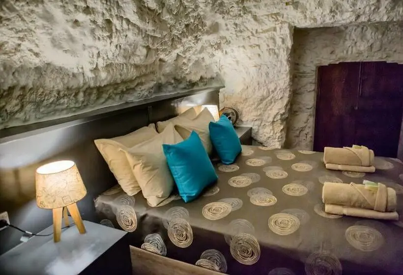 コンフォートトリプルルーム, White Cliffs Underground Motel