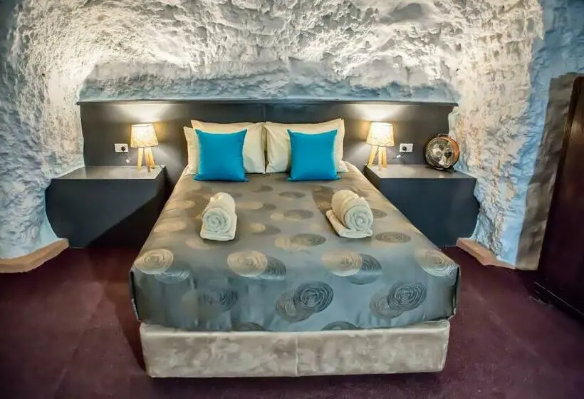 スタンダードルーム, White Cliffs Underground Motel