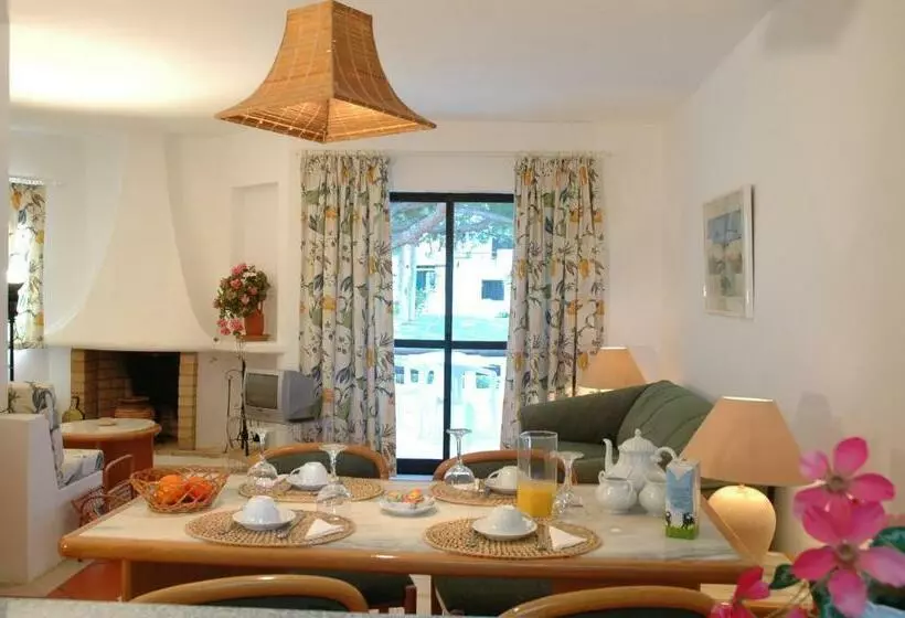 آپارتمان 2 خوابه, Balaia Golf Village